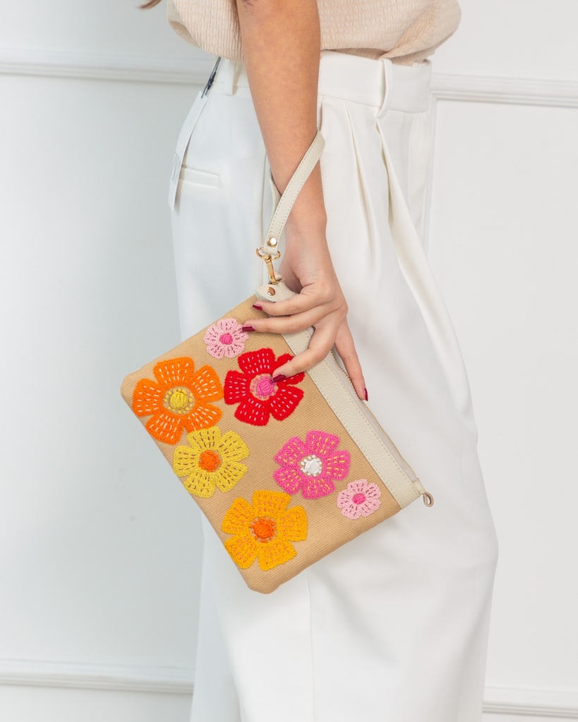 Clutch cuero beige (citrus)   
